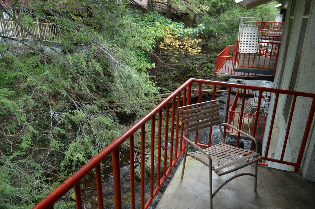 Zoders Inn And Suites Gatlinburg Dış mekan fotoğraf