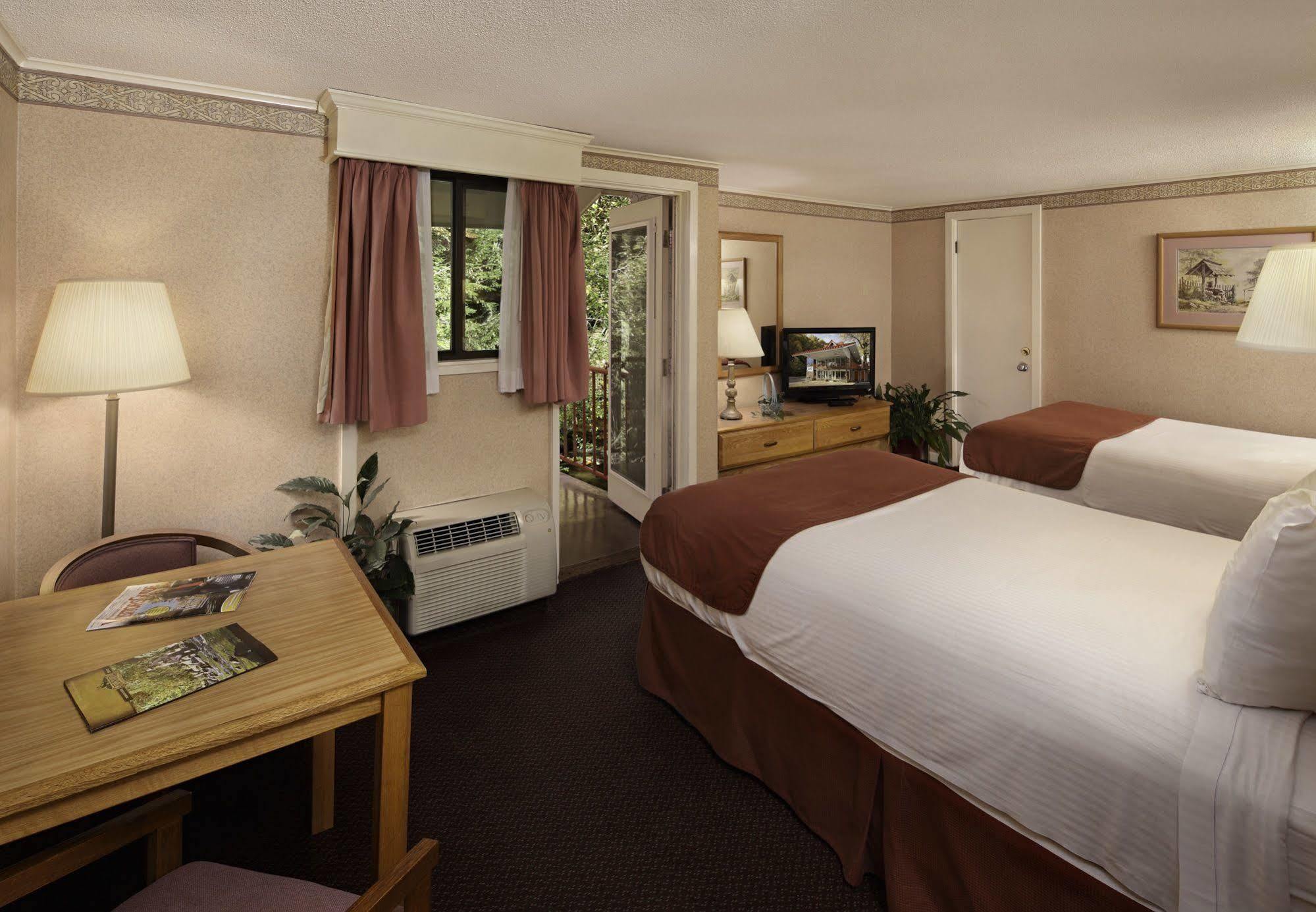 Zoders Inn And Suites Gatlinburg Dış mekan fotoğraf